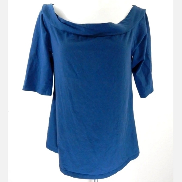 Torrid Foxy Off the Shoulder Top - Picture 2 of 4